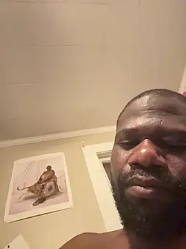 Yaboiyo1 live cam on StripChat