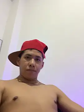 Jhossep_Castillo live cam on StripChat
