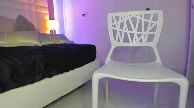 Brenda_Thomp live cam on StripChat
