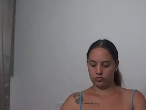 Zoe_Bluee_ live cam on StripChat