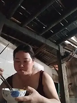 bethichxxx live cam on StripChat