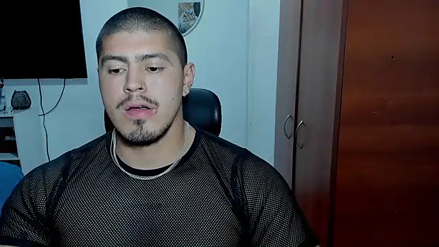 Baltazar_Dupont live cam on StripChat