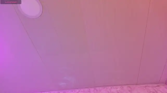 flirtyrebels live cam on StripChat