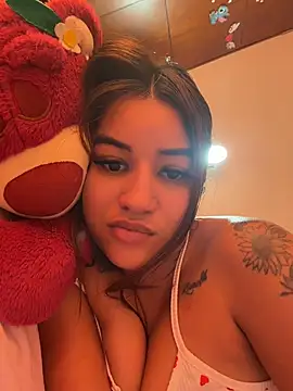 Little_Gaby_ live cam on StripChat