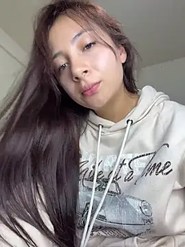 Karlee_Grey1 live cam on StripChat
