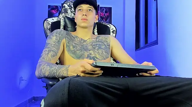eithan_boy_ live sex cam