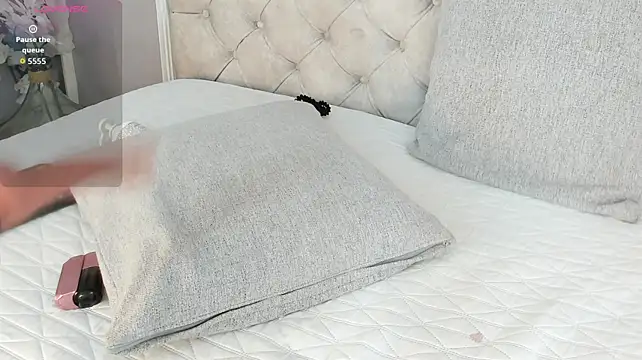 Gia_ricci_ live cam on StripChat