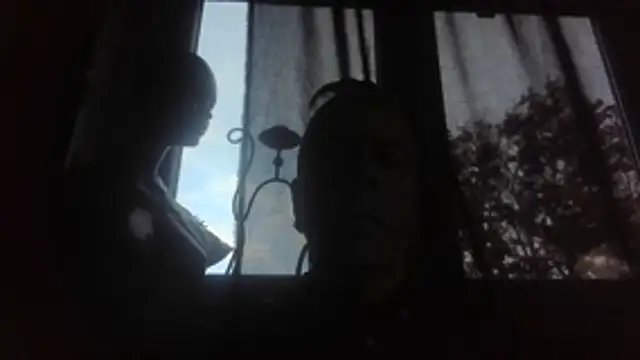 SHARPSkinhead live cam on StripChat
