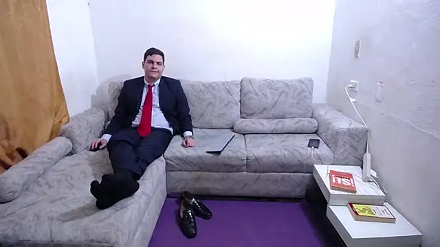 Victor_Maitland live sex cam