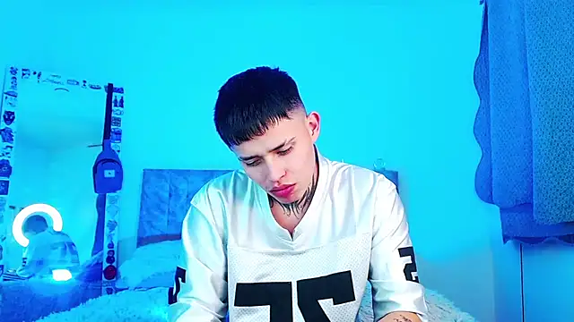 _justinmoon2 live sex cam