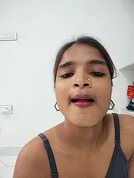 Honey-000 live sex cam