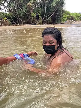 _Cute_ariana_ live cam on StripChat
