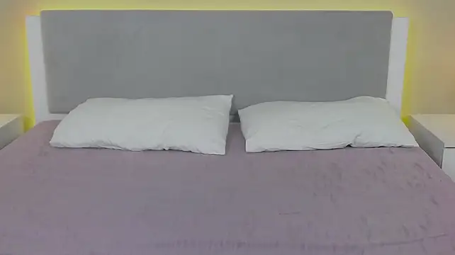 MarliinNova live sex cam