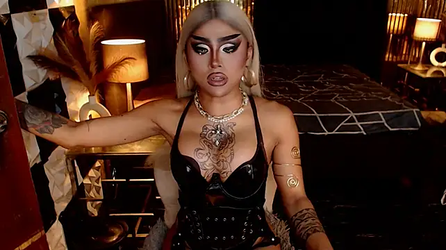 MassiveCockTrans live cam on StripChat
