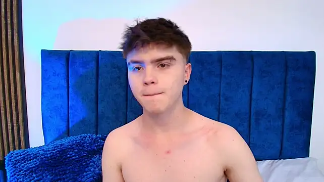 Ian_Stone live cam on StripChat