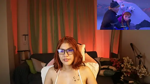 CrystalFairy007 live cam on StripChat