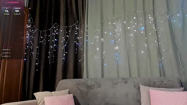Milly_Young live cam on StripChat