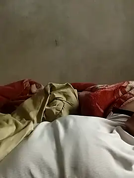 Dior-18 live cam on StripChat
