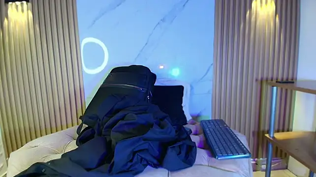 IM_EROSS live cam on StripChat