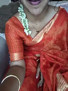 Cute-Smiely-Queen-Telugu live sex cam