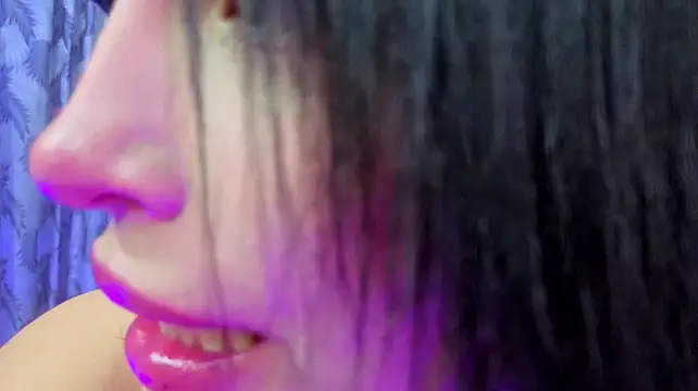 VIICKY_TAY live cam on StripChat