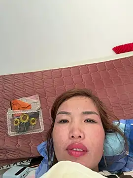 Sunny_lotus live cam on StripChat