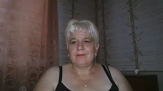 LizaRain777 live cam on StripChat