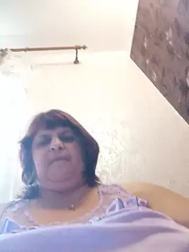 LisichkaOksana live cam on StripChat