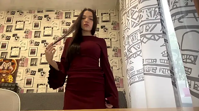 YaelKonwinski live cam on StripChat