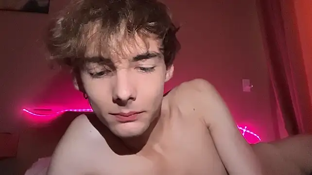 YourLucius live sex cam