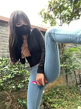 xiao-Lin live sex cam