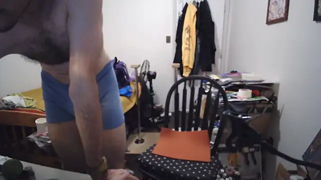 JohnnyMoves live sex cam