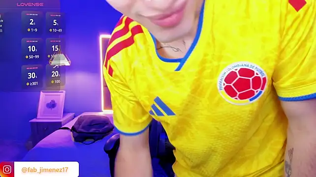 AlejooTwink live sex cam