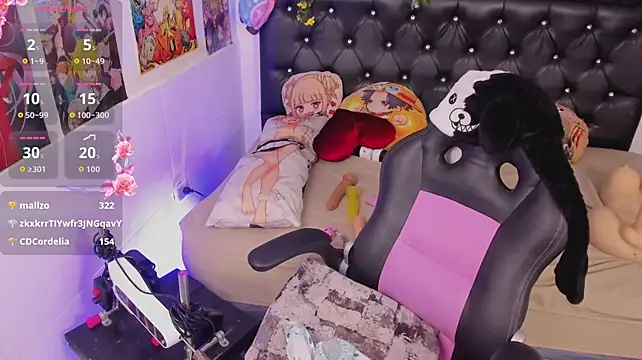 Noah_Cherry live sex cam
