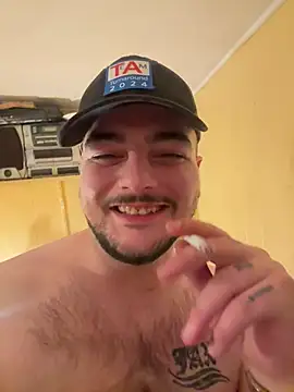 latenightguy live sex cam