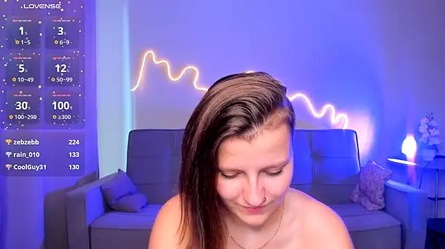 MelindaTin live cam on StripChat
