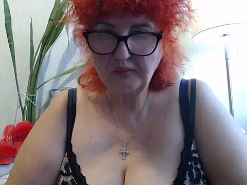 DeniseeRosea live cam on StripChat