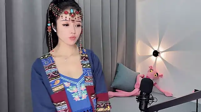 Momo-Wow live cam on StripChat
