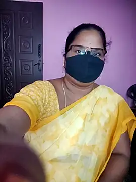 Tamil_Anudhiya live cam on StripChat