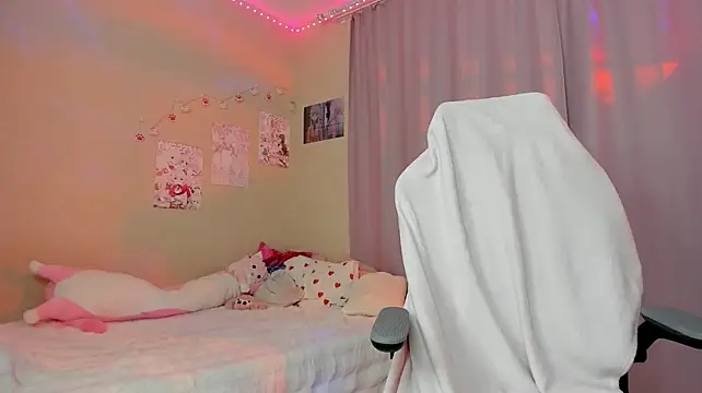 Lunnele live sex cam