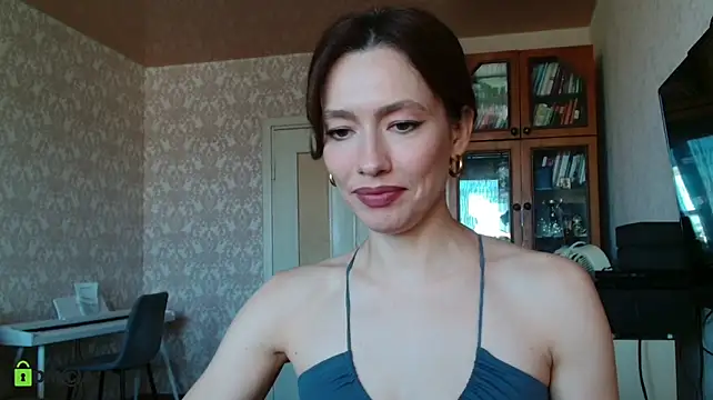 Alicia_NaturalBeauty live cam on StripChat