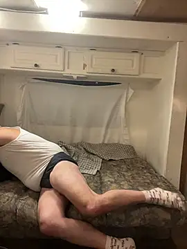 Bigcountrysmoker13 live cam on StripChat