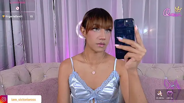 VictoriaRoss1 live cam on StripChat