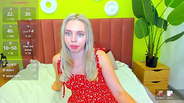 TessaAdorable live cam on StripChat