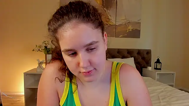 Ariella_Sol live cam on StripChat
