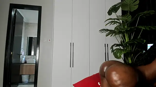 naughty_bigass live sex cam
