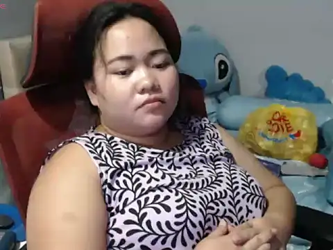 BubbleButtPinay live cam on StripChat