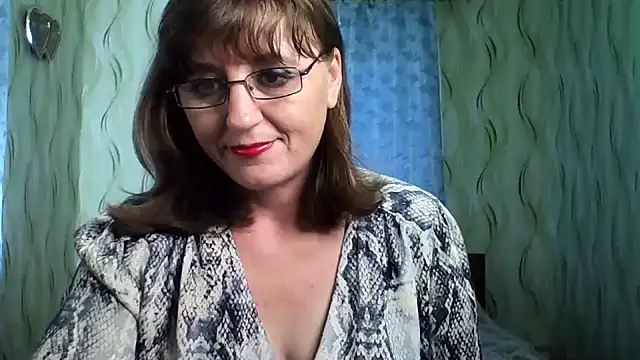 Alisaprice077 live cam on StripChat