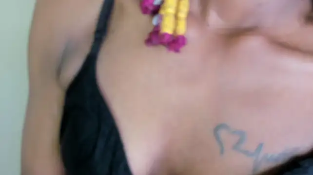 Caramel_Goodies live sex cam