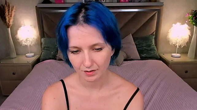 MiaKarlos live cam on StripChat